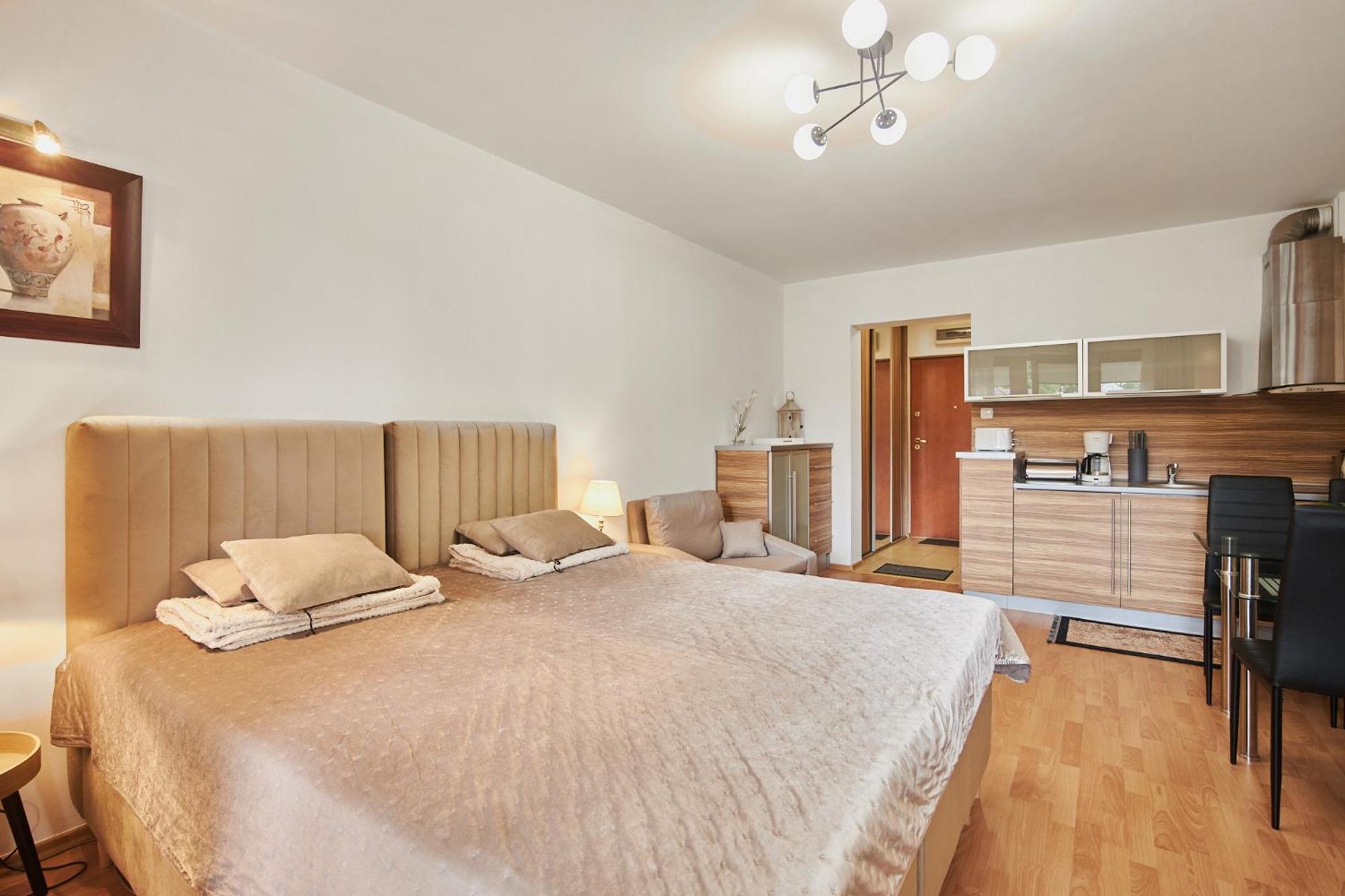- Zdrojowa Apartament *